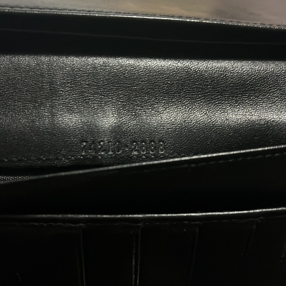 Authentic Gucci Wallet - Picture 5 of 6